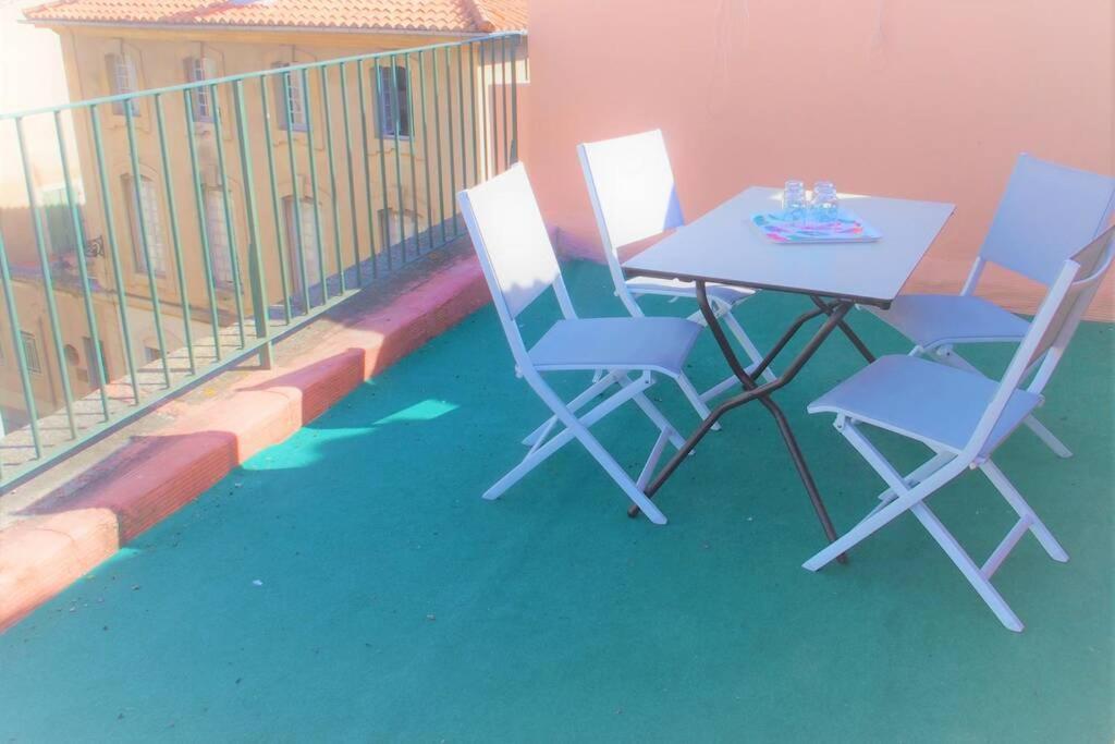 Ferienwohnung La Terrasse Ensoleillee Arles Camargue Exterior foto